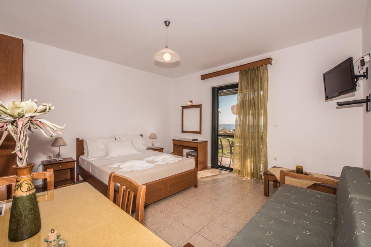 פלאסרנה Magnolia Apartments And Studios מראה חיצוני תמונה